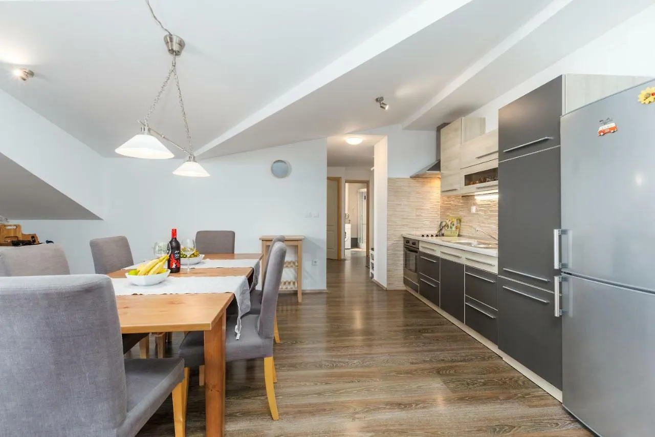Apartment Maria Lussi Pola